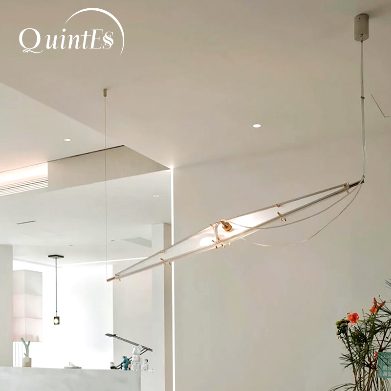 LED 유리 샹들리에 미니멀리스트 디자인 실버 아트 장 - Interior Design Hall 리뷰 및 가격