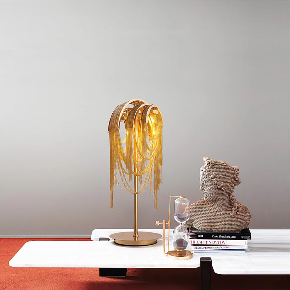 크리에이티브 포스트 모던 태슬 알루미늄 체인 플로어 램 - Interior Design Remote 리뷰 및 가격